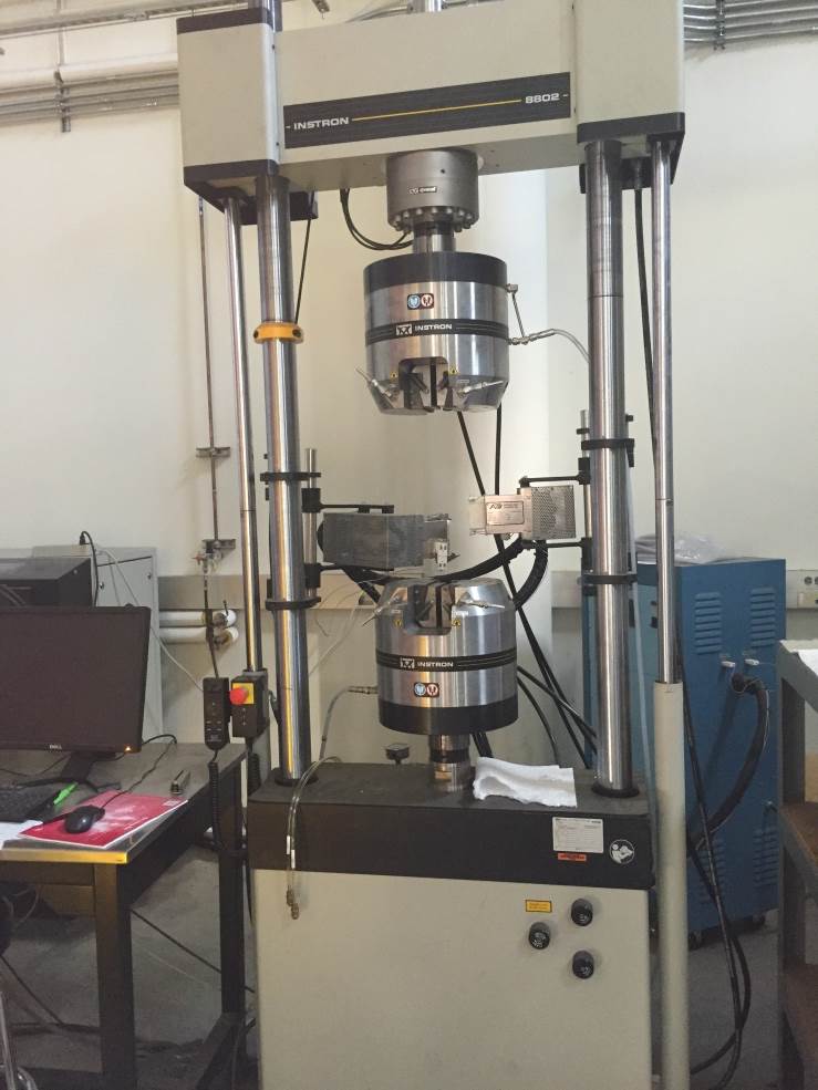 Instron 8802 Servohydraulic Fatigue Testing System